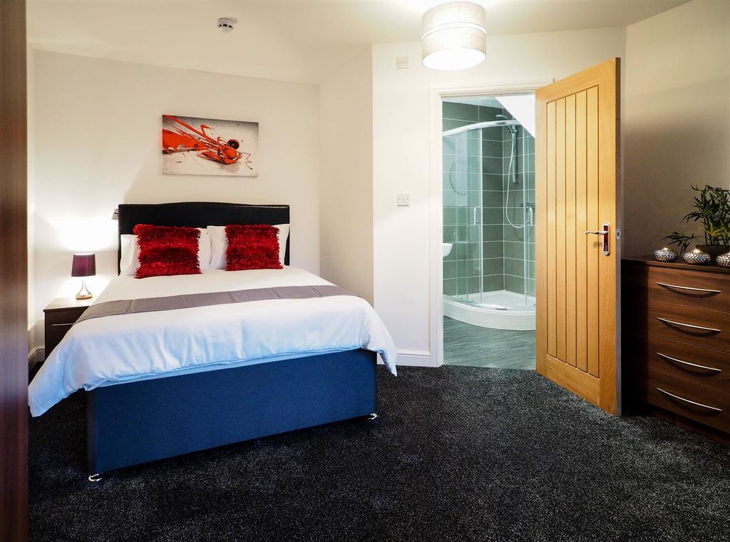 Property photo 1 of 13 P6210148.Jpg