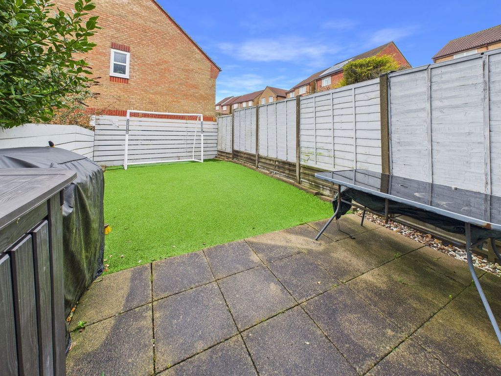 Property photo 3 of 8