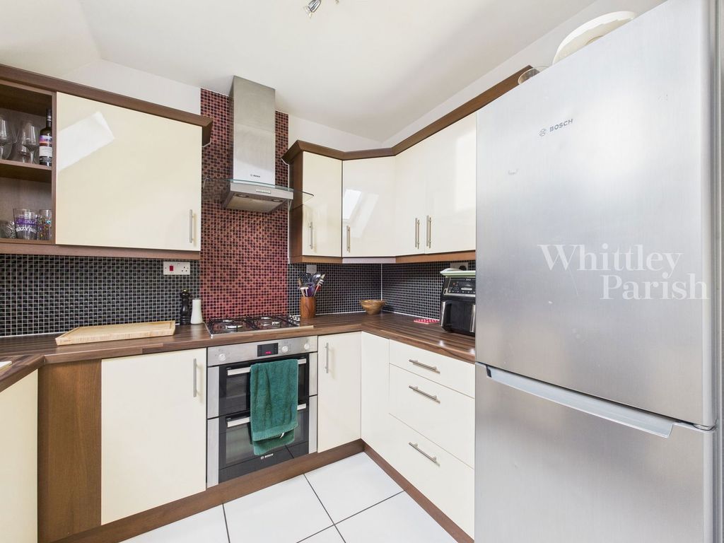 Property photo 3 of 9