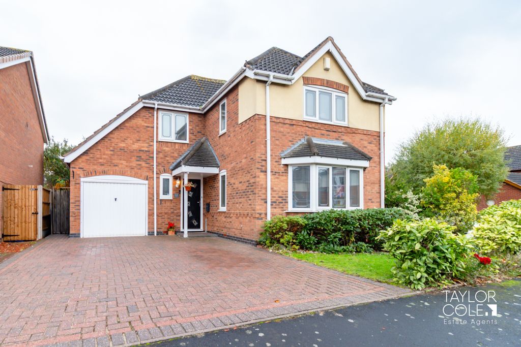 Property photo 1 of 36