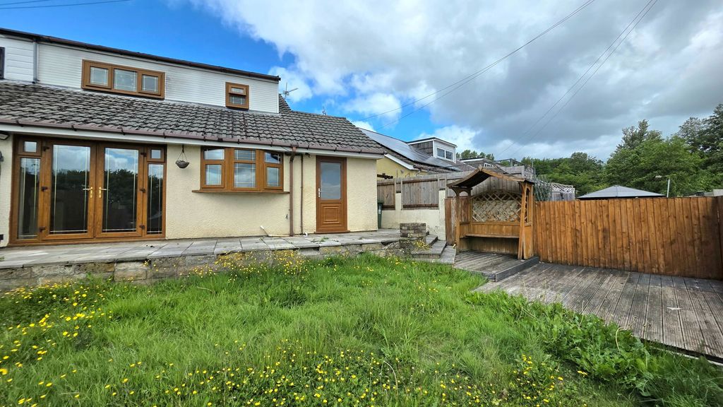Property photo 1 of 27