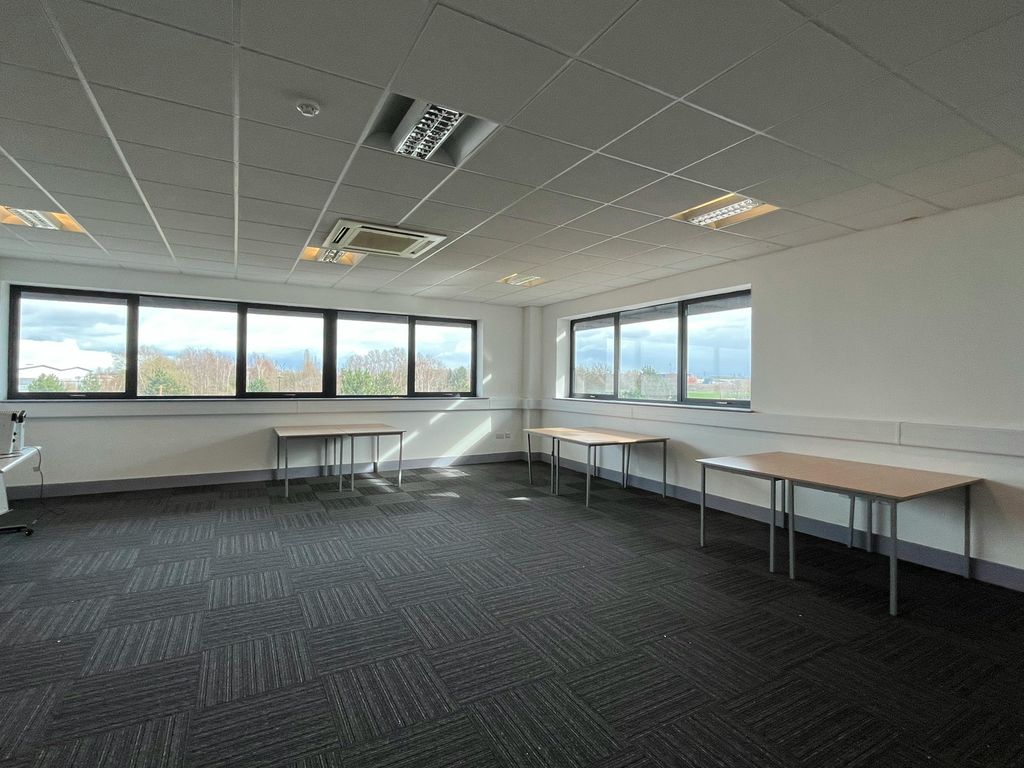 Property photo 2 of 8 Img_1167.Jpg