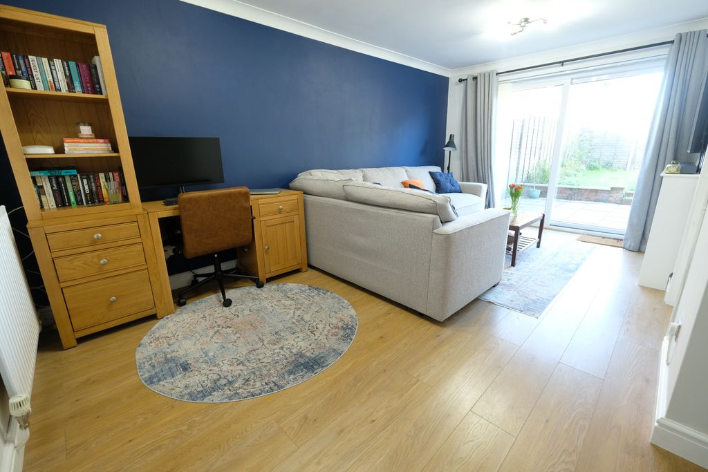 Property photo 3 of 13