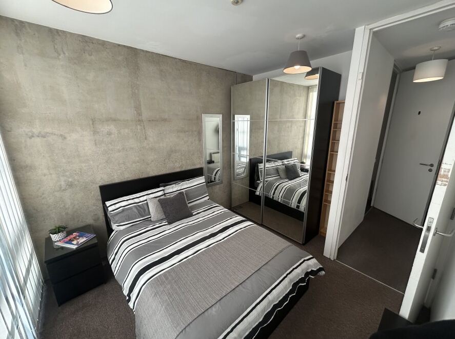 Property photo 2 of 6