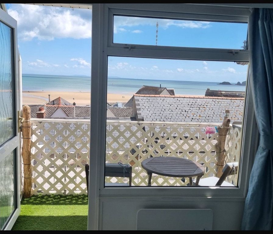 Property photo 2 of 9 Picture No. 25