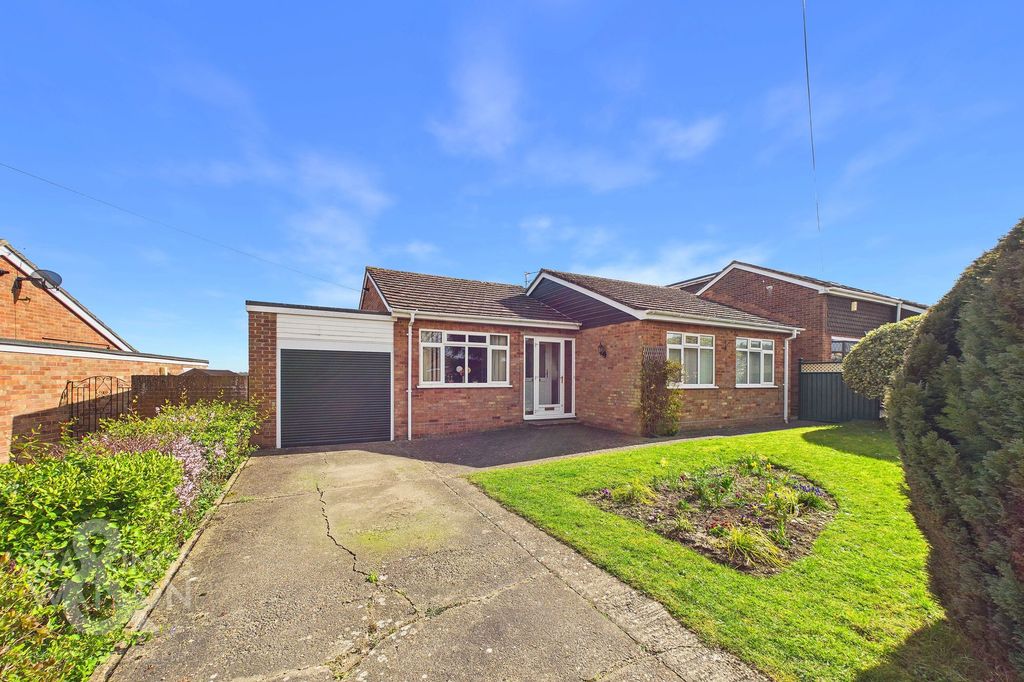 Property photo 1 of 26