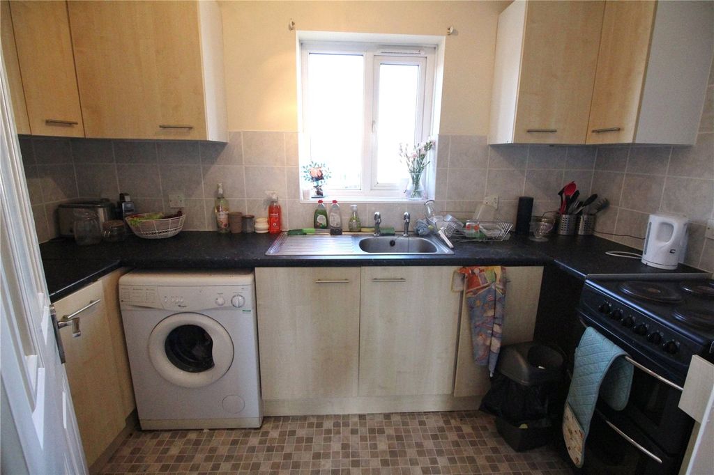 Property photo 2 of 8 Picture No. 03