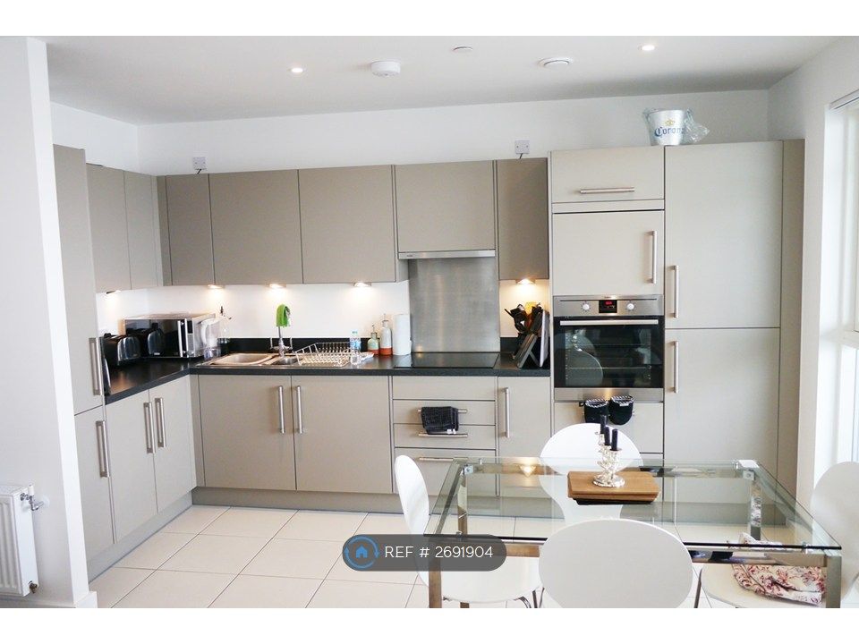 Property photo 3 of 9