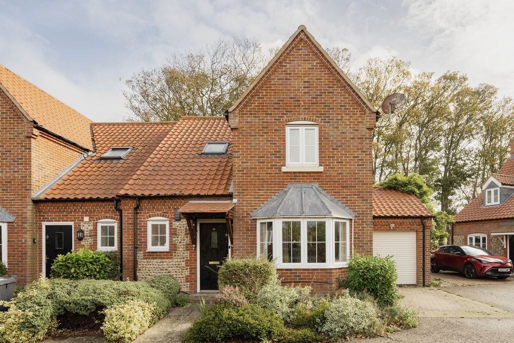 Property photo 1 of 22