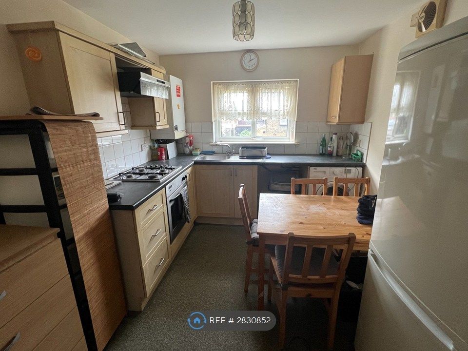 Property photo 1 of 12 Kitchen