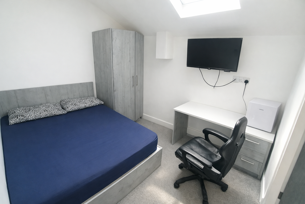 Property photo 1 of 3