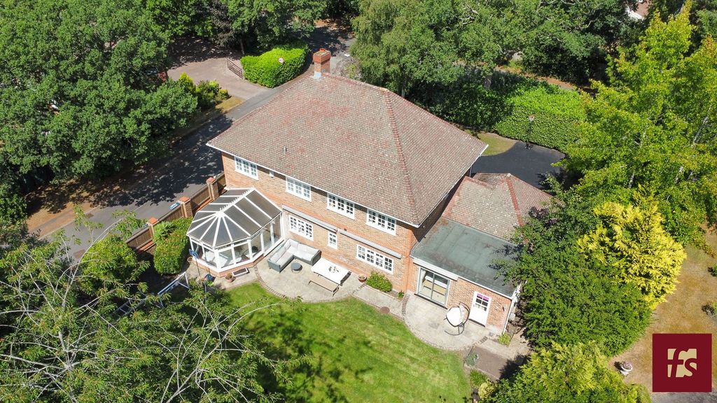 Property photo 1 of 47