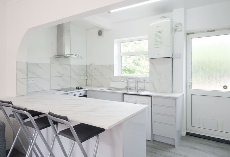 Property photo 1 of 13 Photo 13