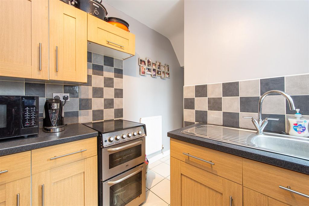 Property photo 3 of 15 W-3862.Jpg