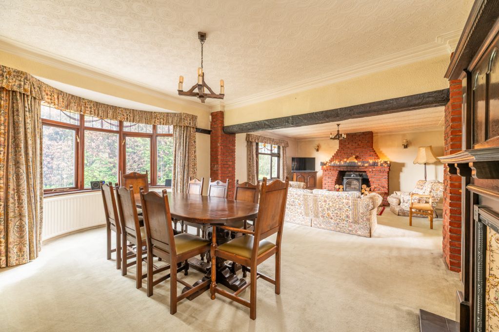 Property photo 2 of 42 Dining Area