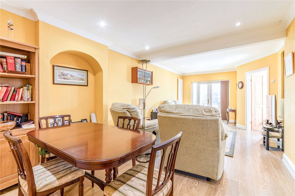 Property photo 2 of 23 Picture No. 08