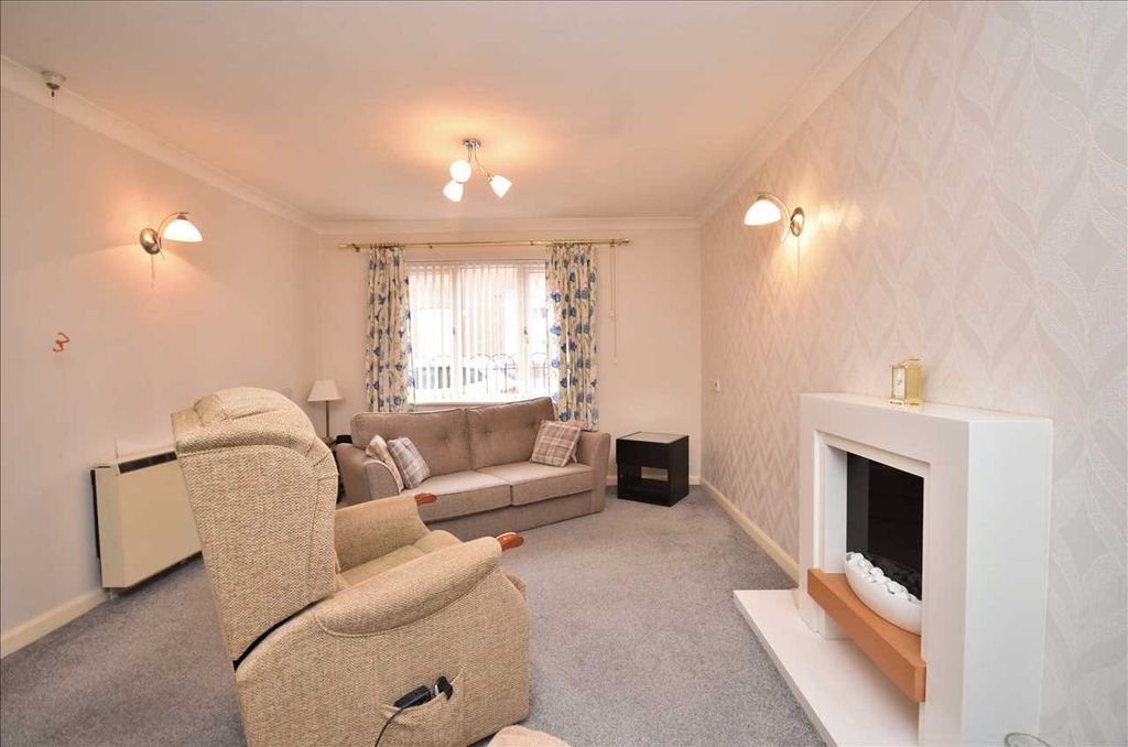 Property photo 3 of 10