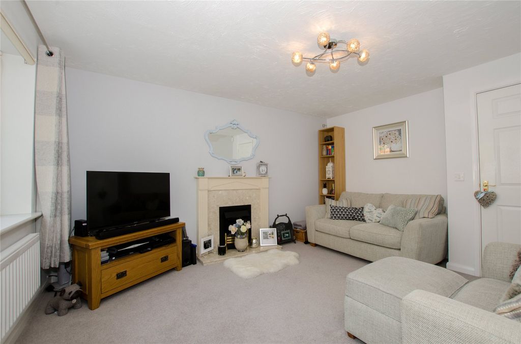 Property photo 3 of 11 Picture No. 06