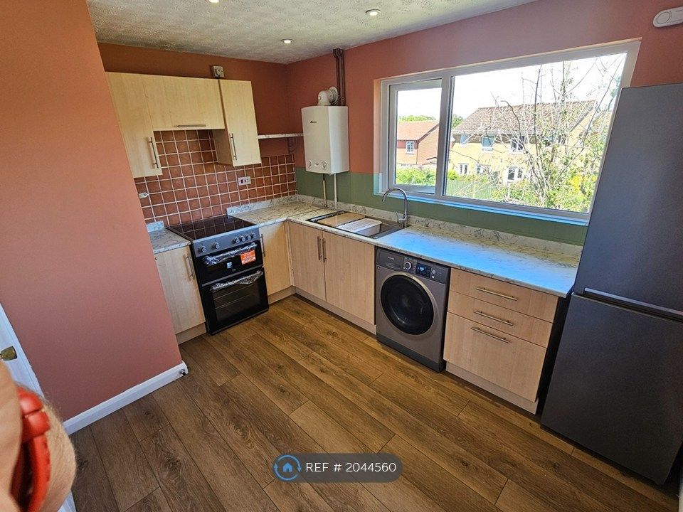 Property photo 2 of 14