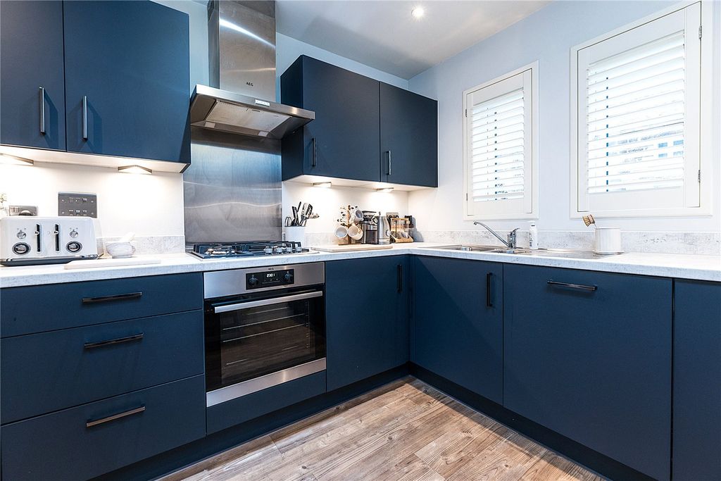 Property photo 2 of 20 Picture No. 63