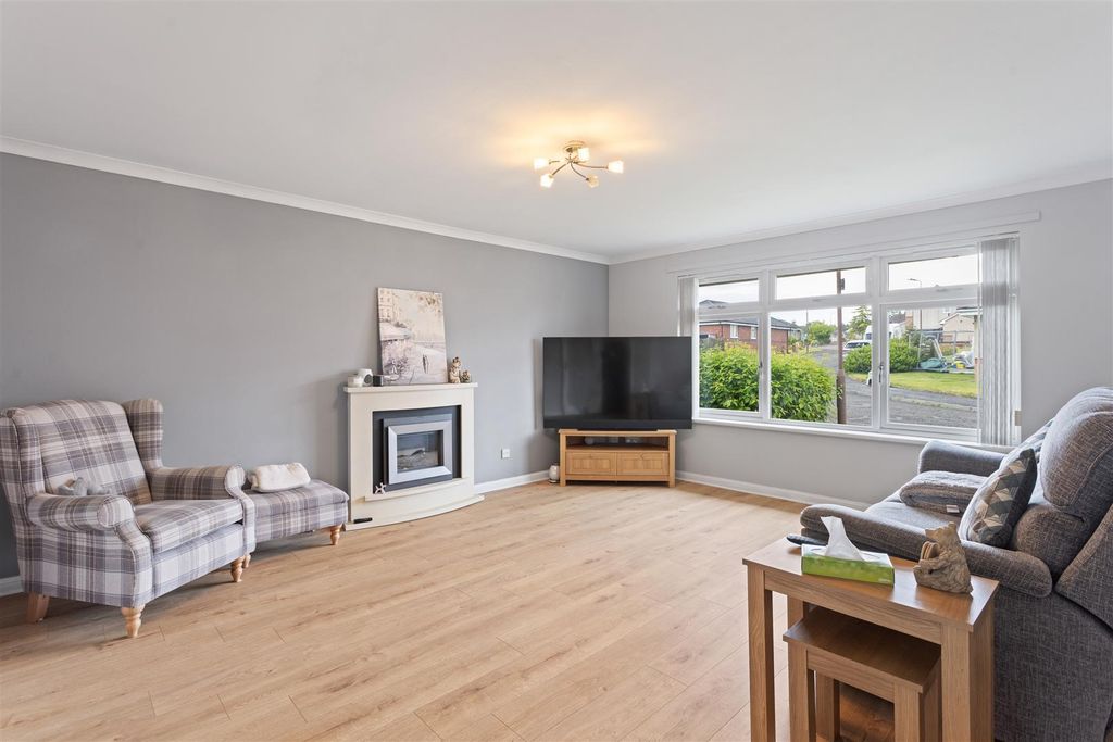 Property photo 2 of 33 2.Jpg