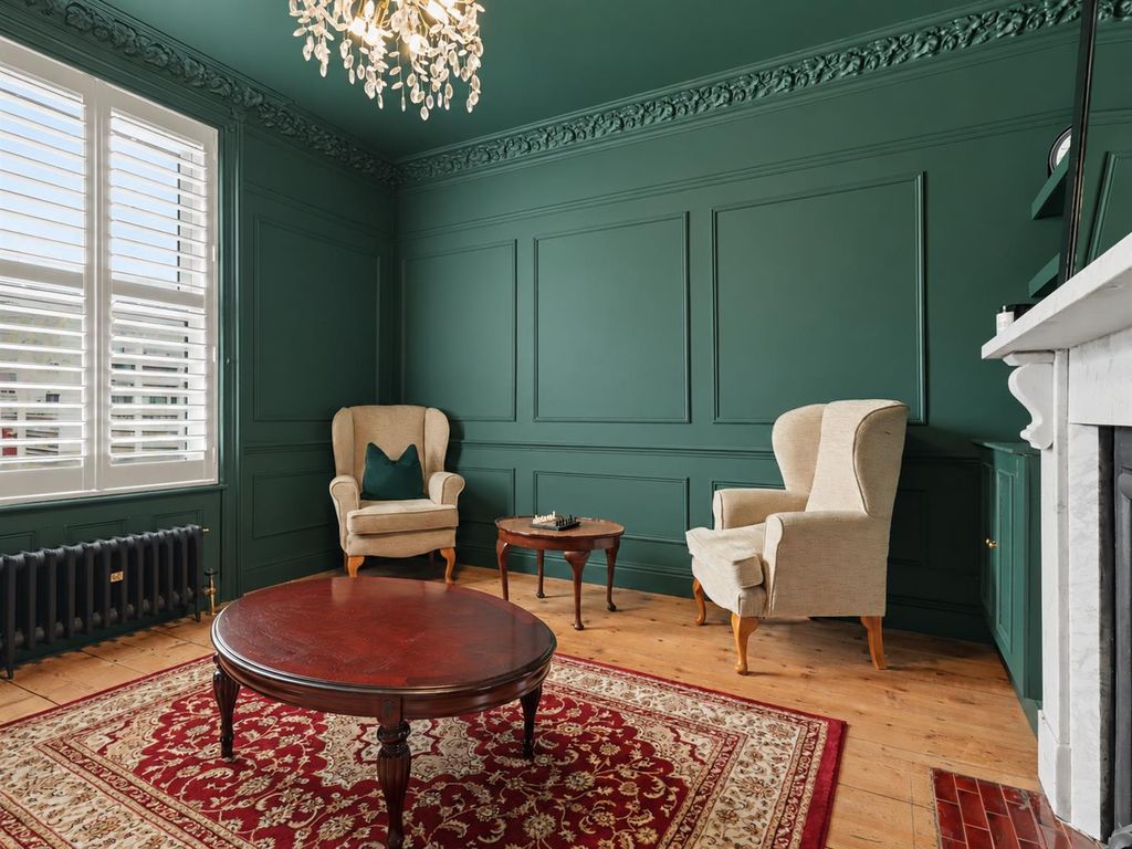 Property photo 3 of 24 Sitting Room