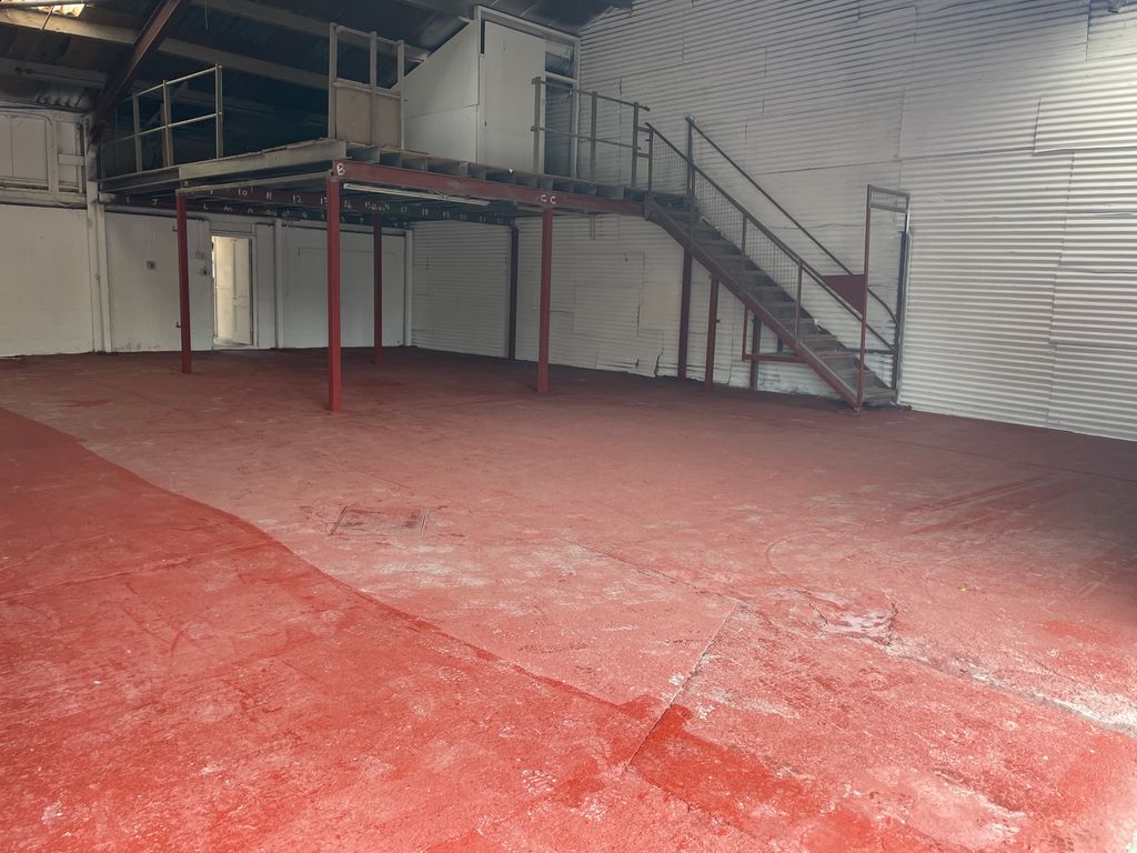 Property photo 2 of 5