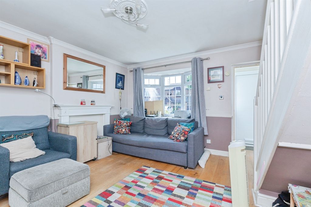 Property photo 3 of 14