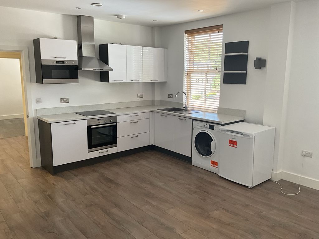 Property photo 3 of 10 Property