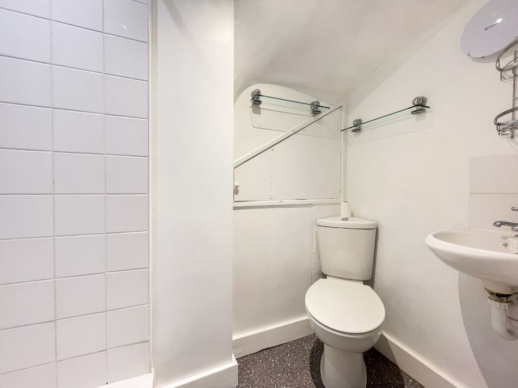 Property photo 2 of 12 3311072