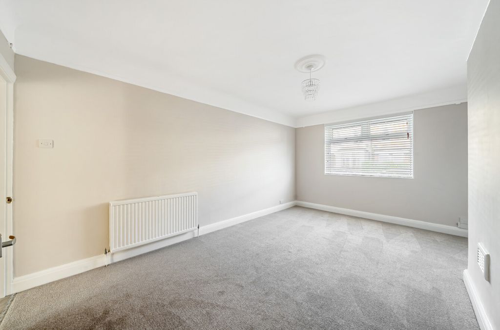 Property photo 2 of 11 Reception Room