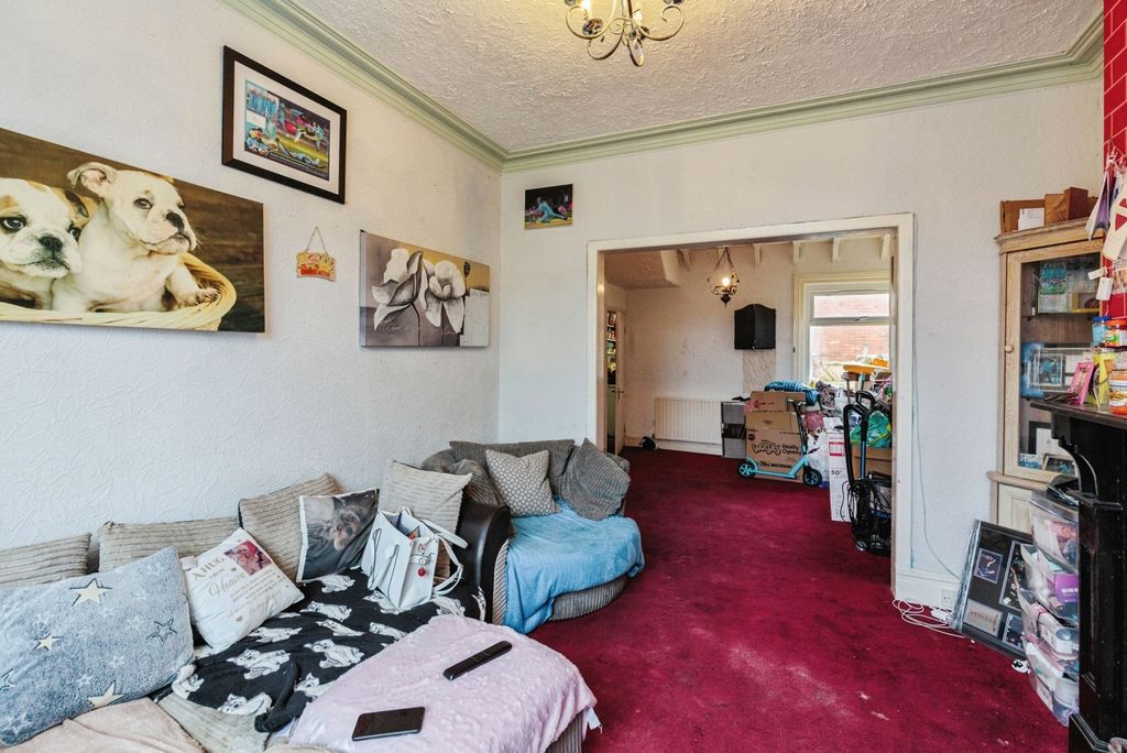 Property photo 2 of 16 Photo