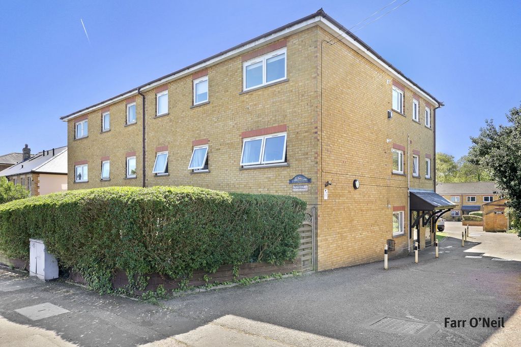 Property photo 1 of 16 Photo 13