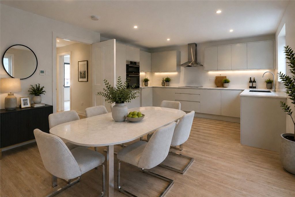 Property photo 3 of 9 Kitchen/Diner