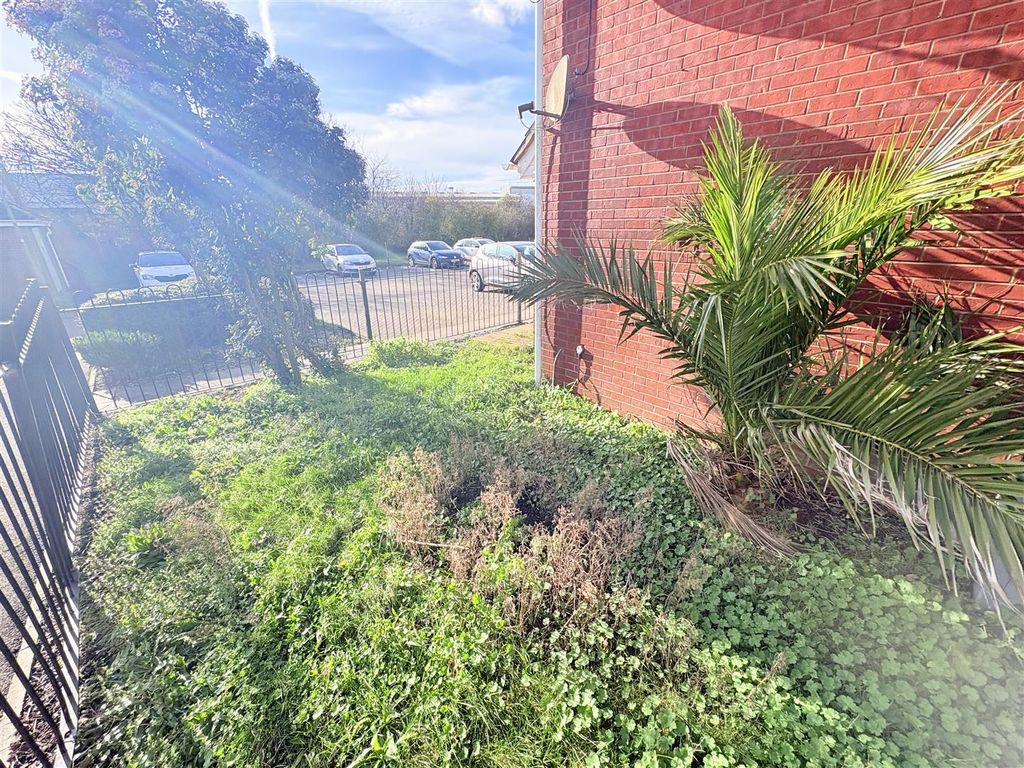 Property photo 2 of 11 Img_4132.Jpeg