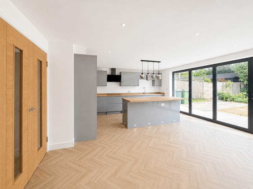 Property photo 2 of 17 8B7E3Fa4-D065-40Ea-82Dd-846EE70F3843