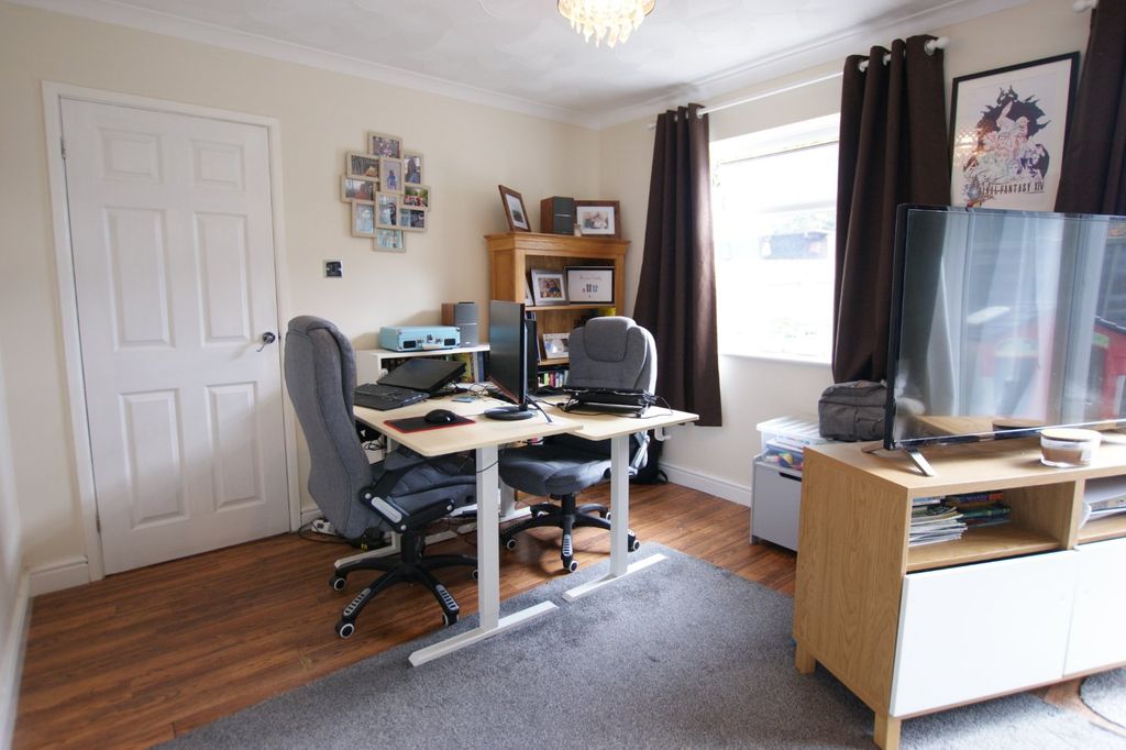 Property photo 3 of 9 Picture No. 09
