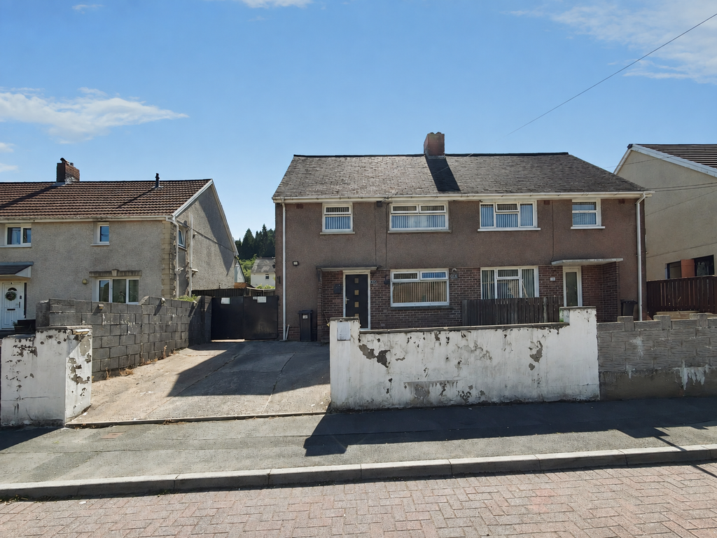 Property photo 1 of 26