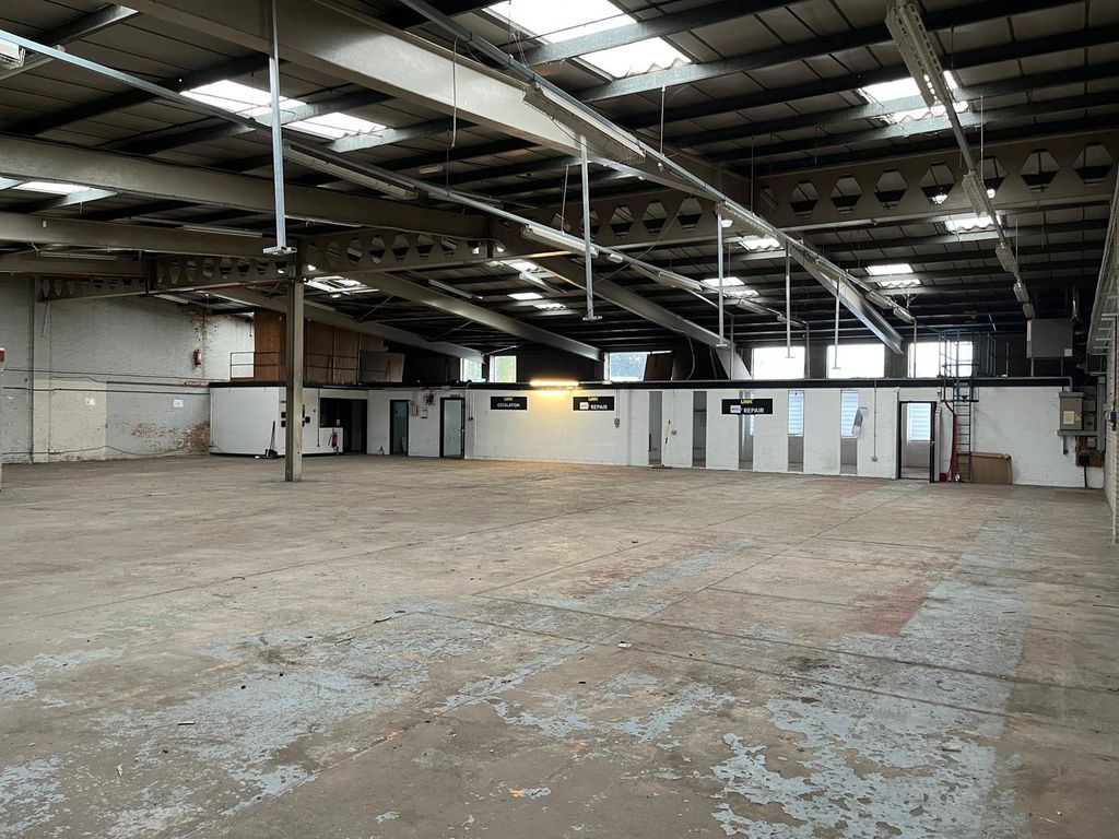 Property photo 1 of 6