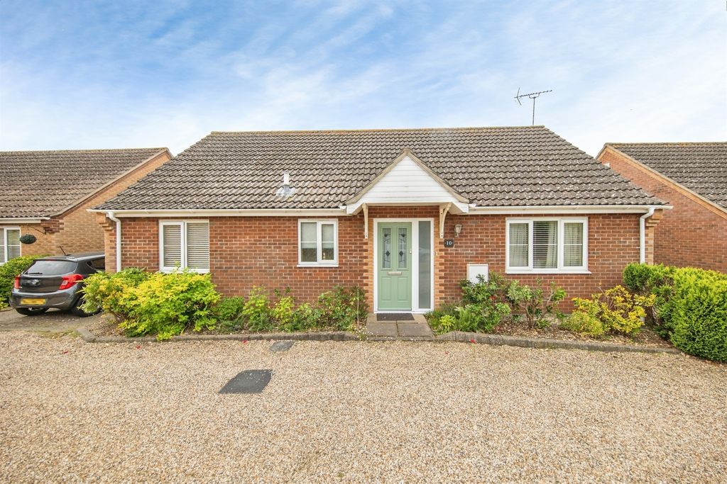 Property photo 1 of 17