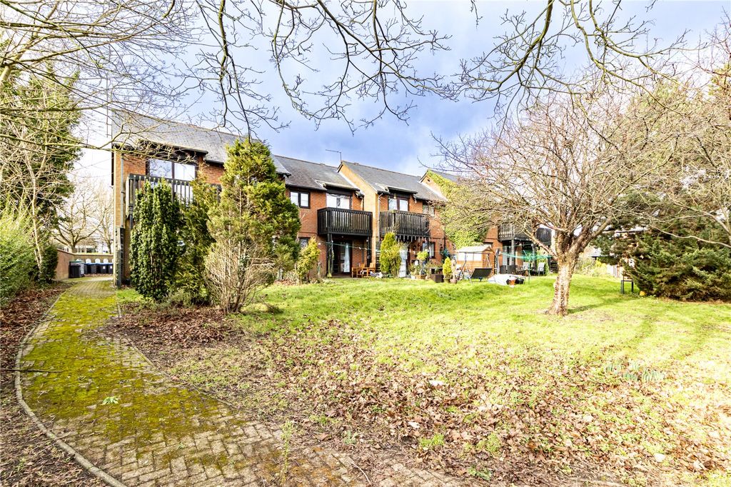 Property photo 3 of 3 Picture No. 26