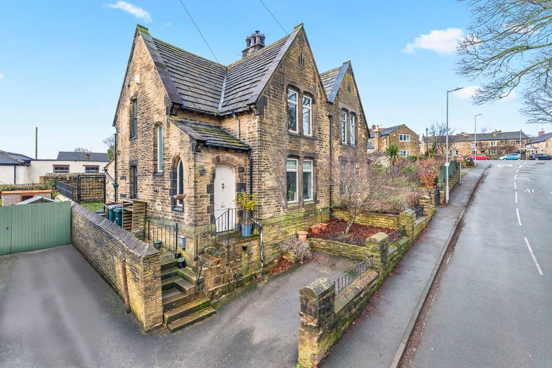 Property photo 1 of 31 Photo 33