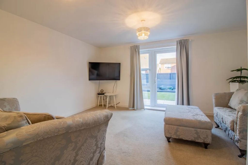 Property photo 2 of 11 Bh78Awqa2_810837_1349746564151566080