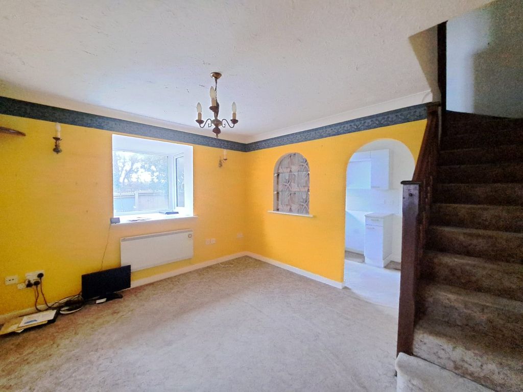 Property photo 2 of 10 Picture No. 11