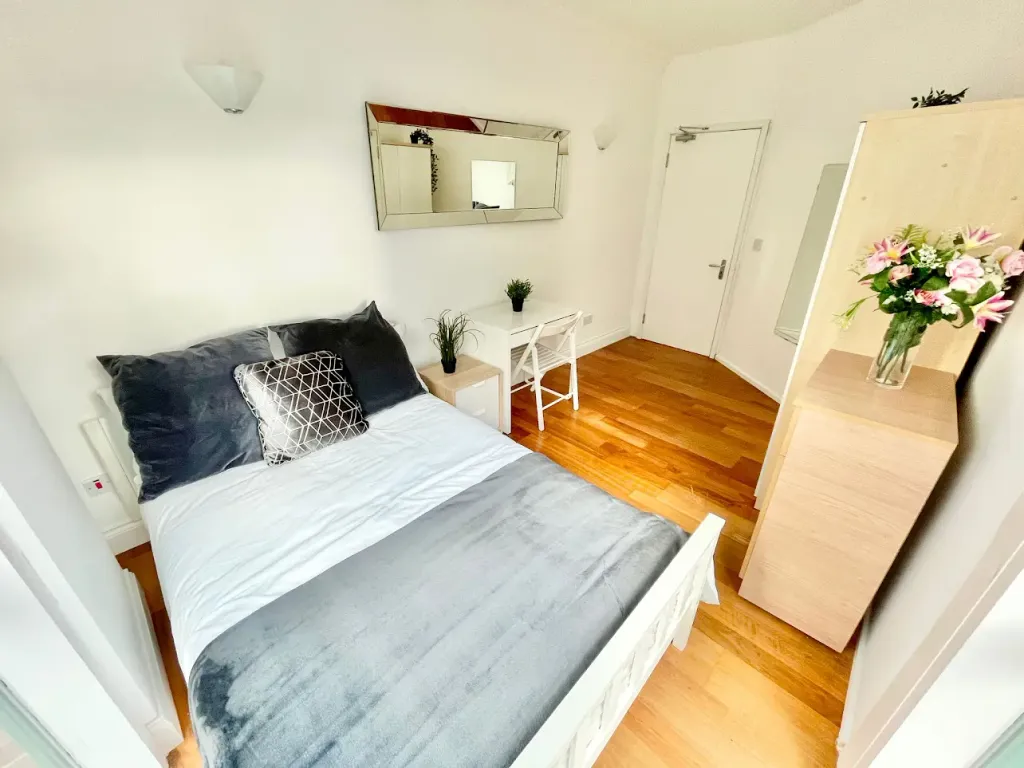 Property photo 2 of 4