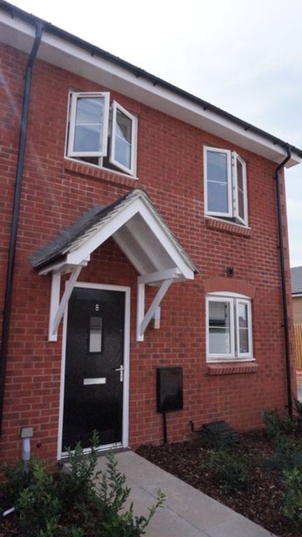 Property photo 1 of 7 Charming Exterior View Of A Well-Maintained Proper...