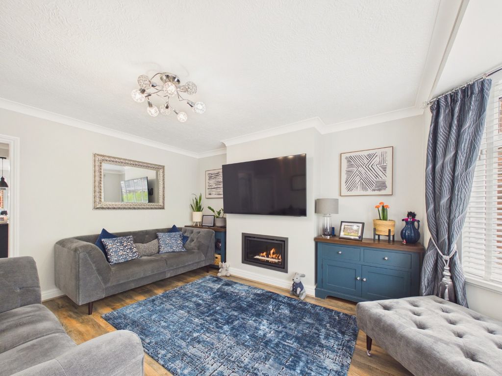 Property photo 2 of 32 5180255