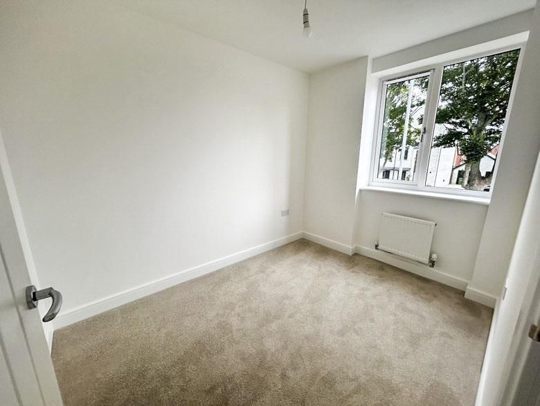 Property photo 1 of 15 Bedroom