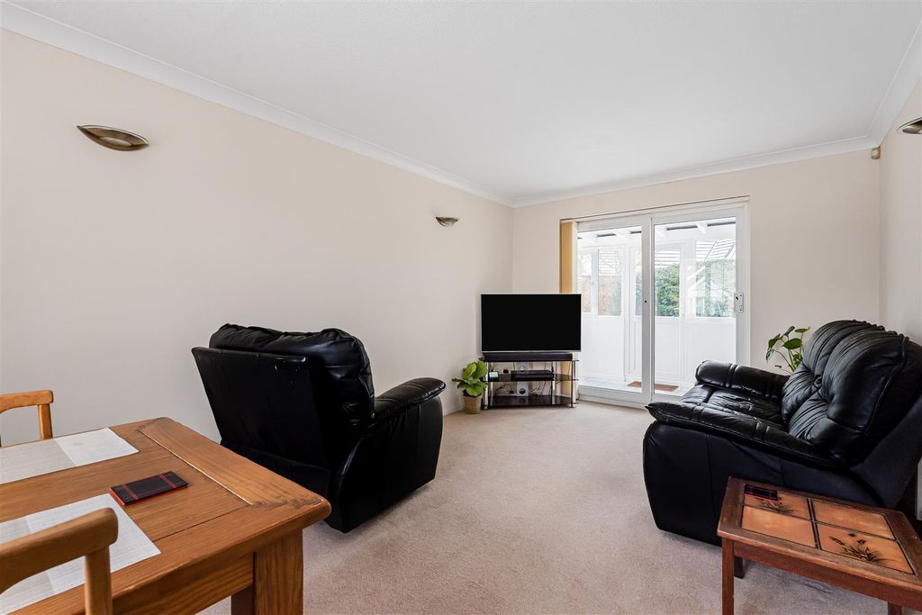 Property photo 2 of 17 4_69982.Jpg