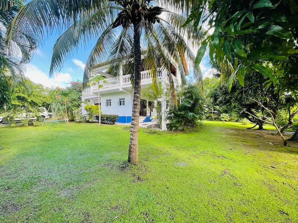 Property photo 2 of 24
